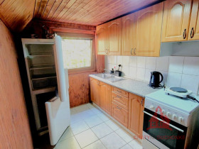 7-duchonka-chata-predaj-kuchyna